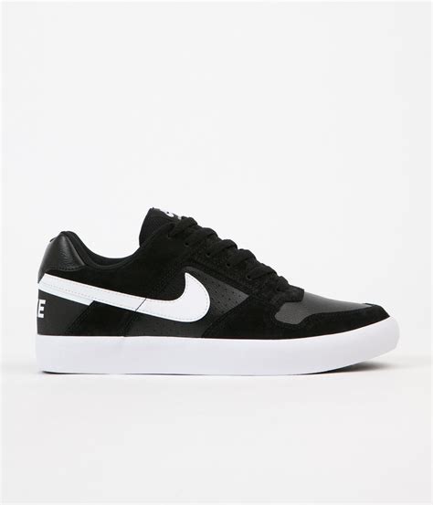 nike delta force vulc sb